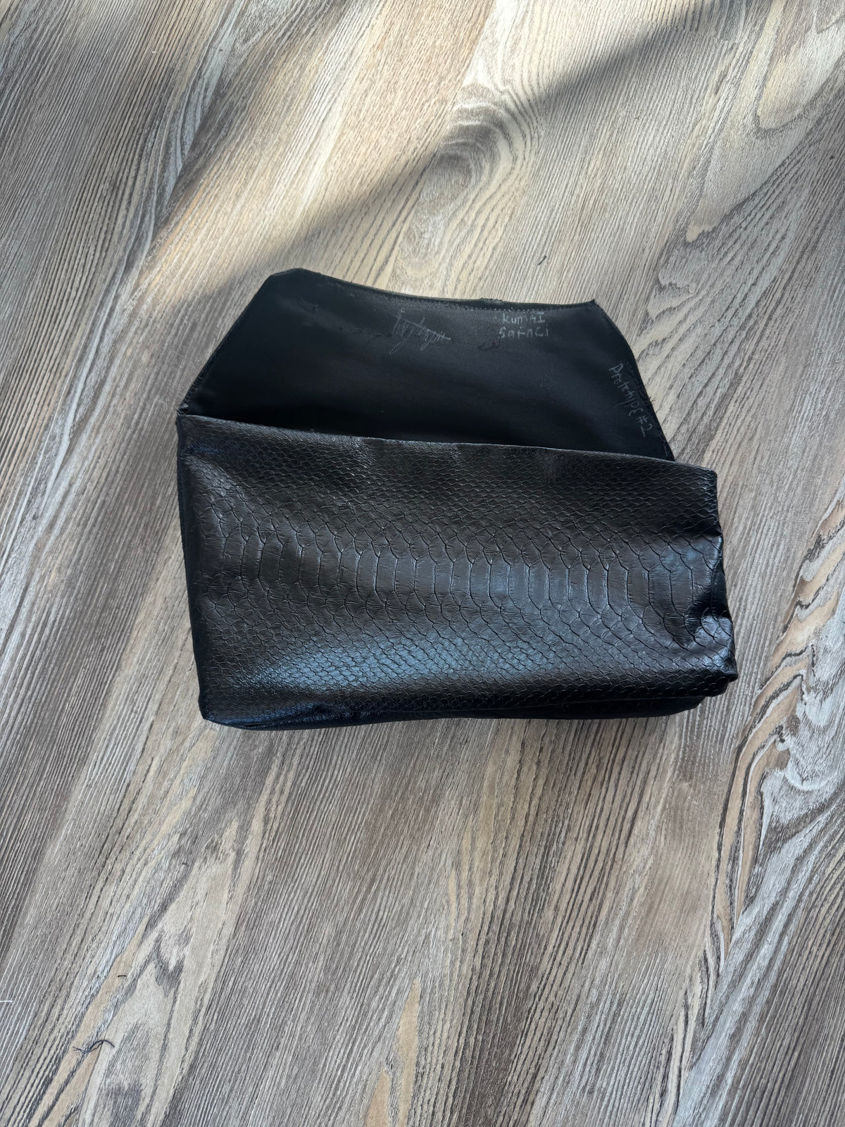 Raytoryante’ irregular bag